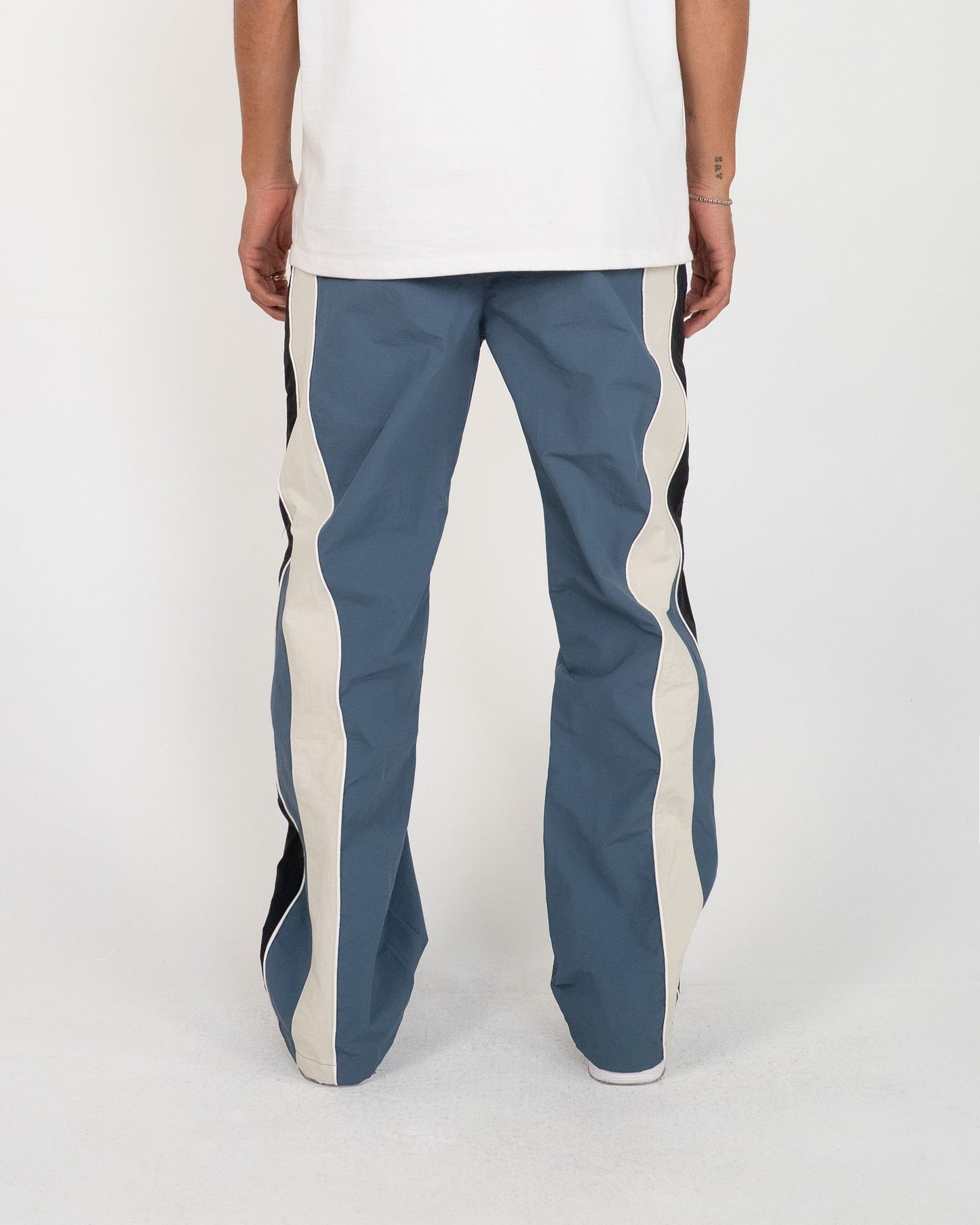 EPTM Arlo Men's Relaxed Fit Wide Leg Pants in Denim Blue