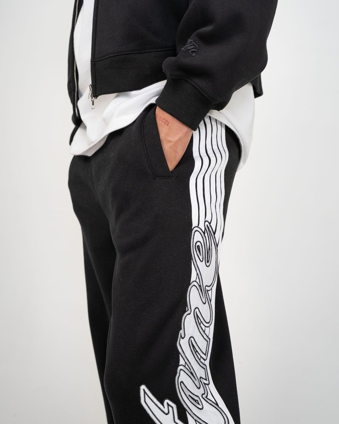 EPTM Epitome Men's Sweatpants in Black