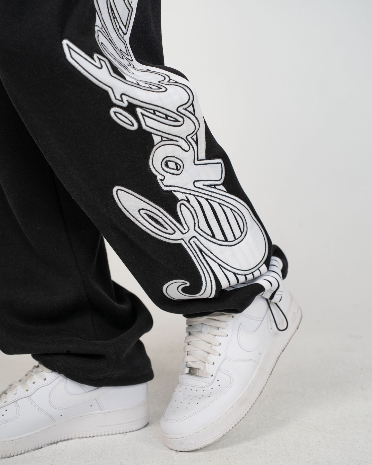 EPTM Epitome Men's Sweatpants in Black