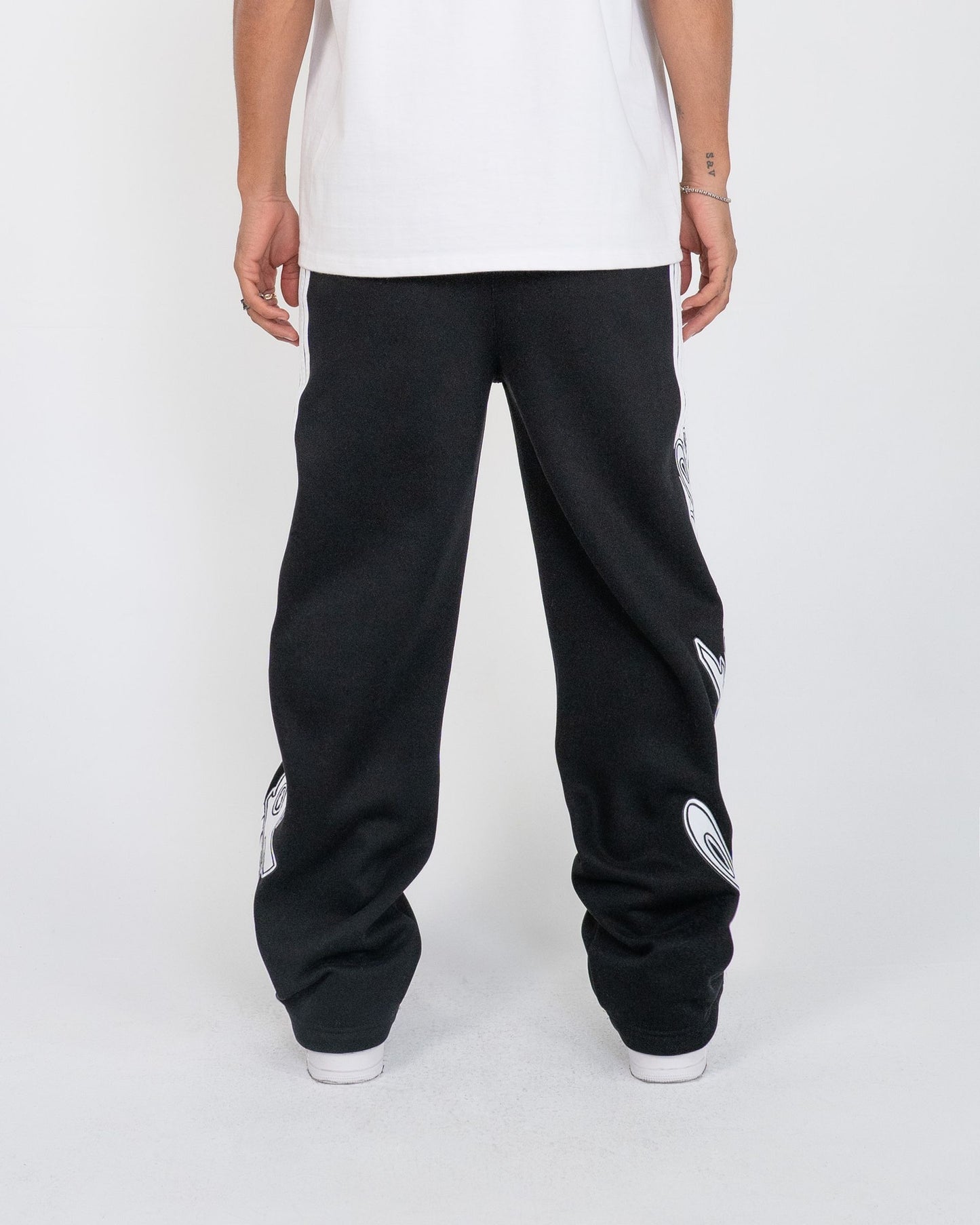 EPTM Epitome Men's Sweatpants in Black