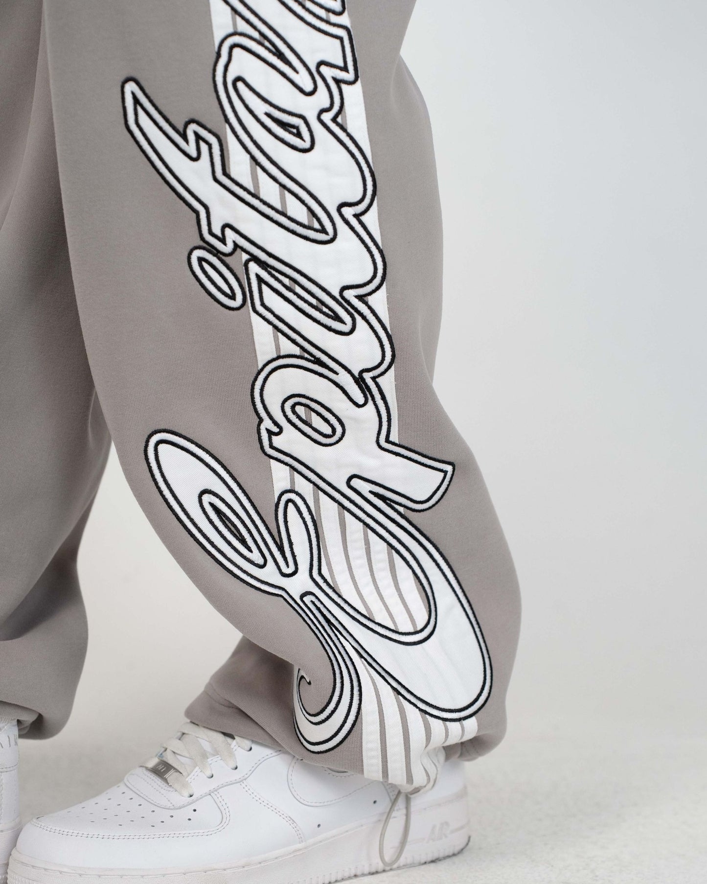 EPTM Epitome Men's Sweatpants in Grey