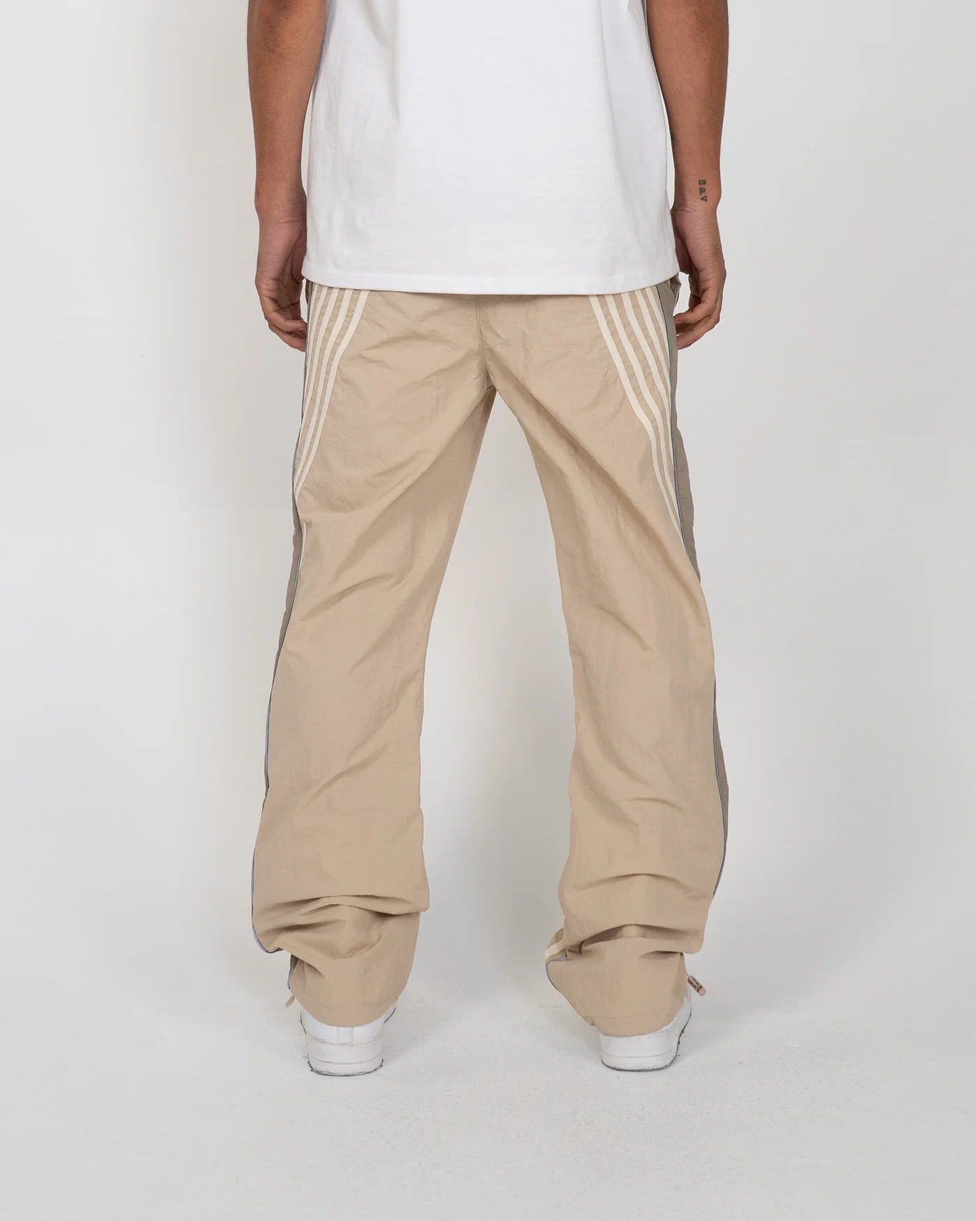 EPTM Ludgate Men's Relaxed Fit Wide Leg Pants in Khaki